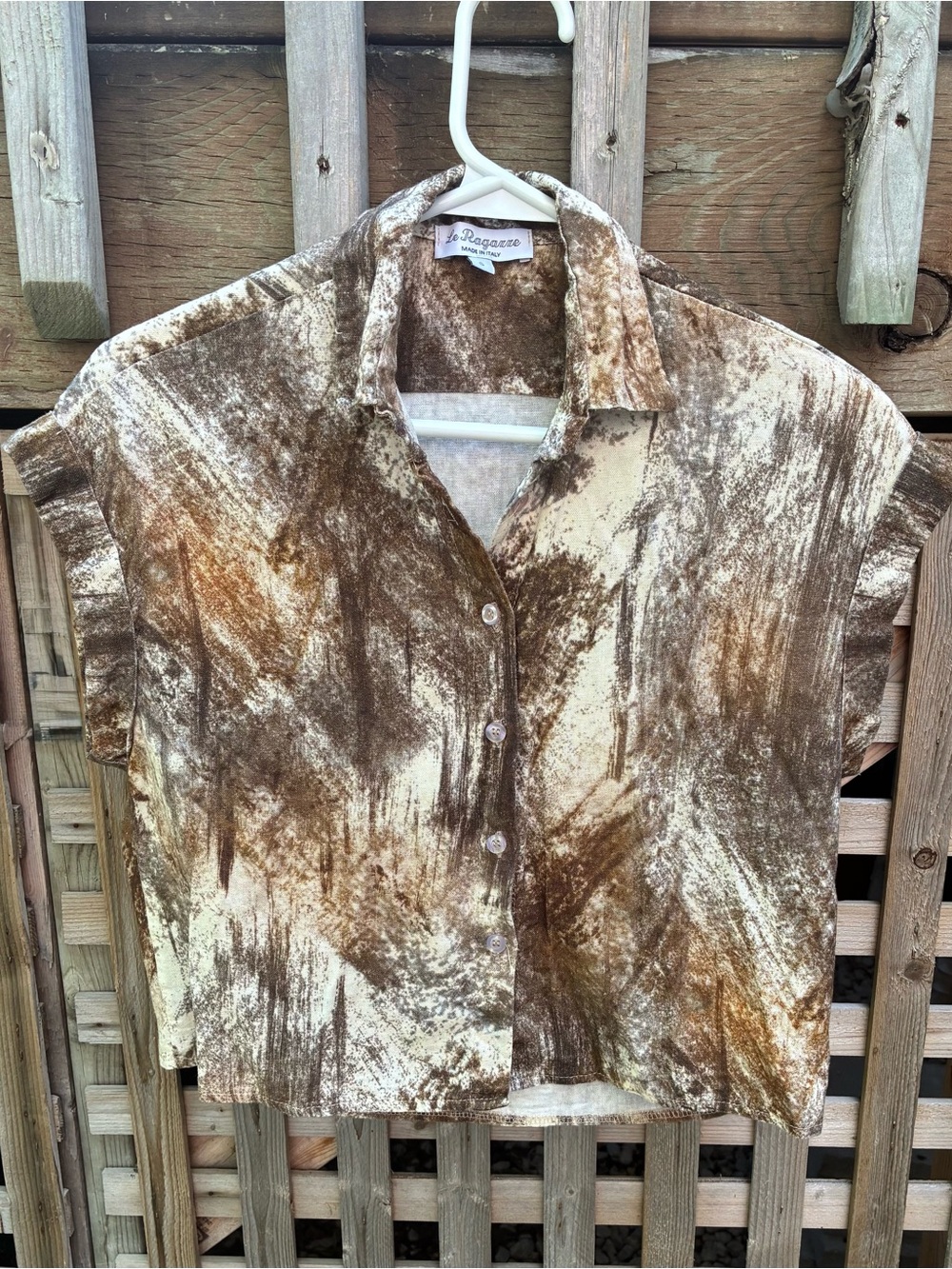 Le Ragazze Brown & Cream Abstract Button-Front Top
